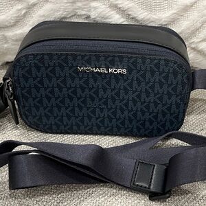 NWT Michael Kors Unisex Cooper Dark Blue Belt/Crossbody Bag